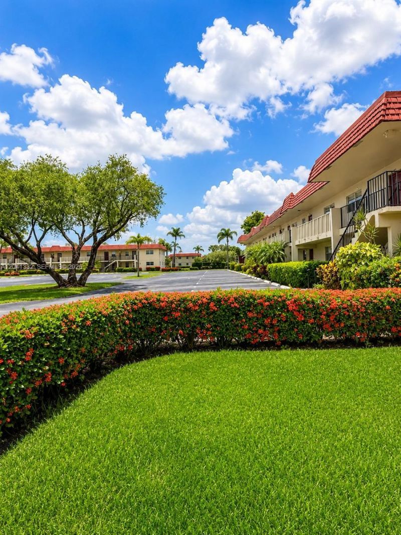 20 Abbey Ln , Unit 101, Delray Beach, FL 33446 Photo