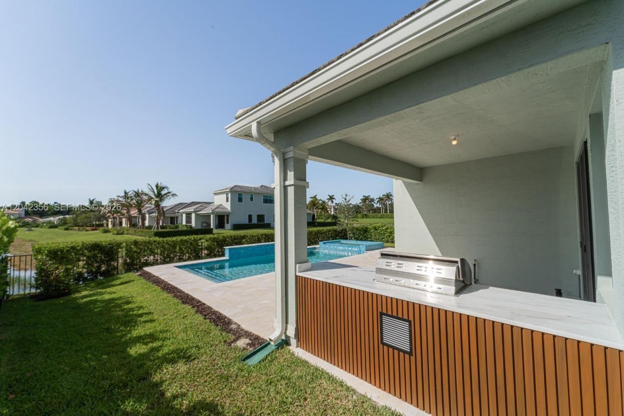 217 SE Fascino Cir , Port Saint Lucie, FL 34984 Photo