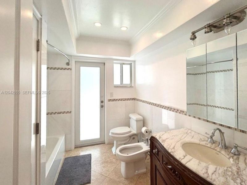 4409 Monserrate St , Coral Gables, FL 33146 Photo