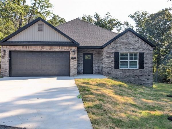 5 Collins Lane , Bella Vista, AR 72714