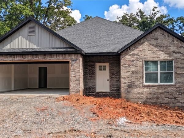 5 Collins Lane , Bella Vista, AR 72714