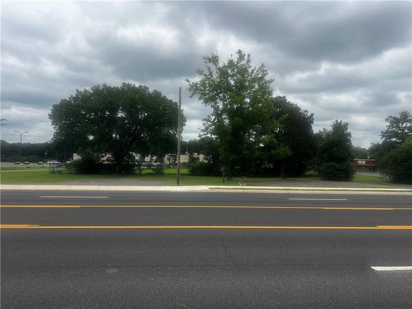 3732 W Main Street , Russellville, AR 72801