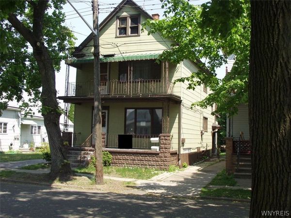 35 Weiss Street , Buffalo, NY 14206
