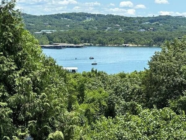 24 Village Trail, Unit 7, Branson, MO 65616