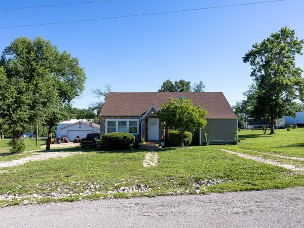 339 First Street , Summersville, MO 65571