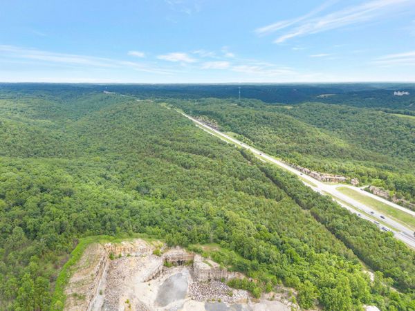 000 State Hwy 65 , Highlandville, MO 65669