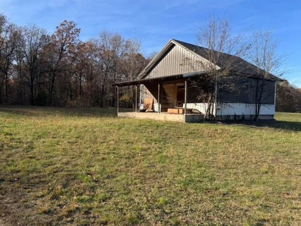 10916 Blue Bird Road , Gravette, AR 72736