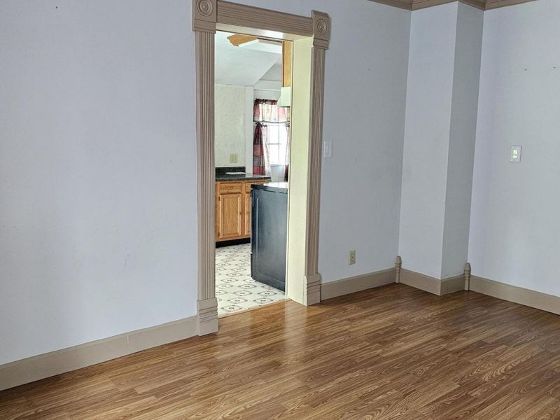 160 E Sandusky Street, Mechanicsburg, OH 43044 Photo 9