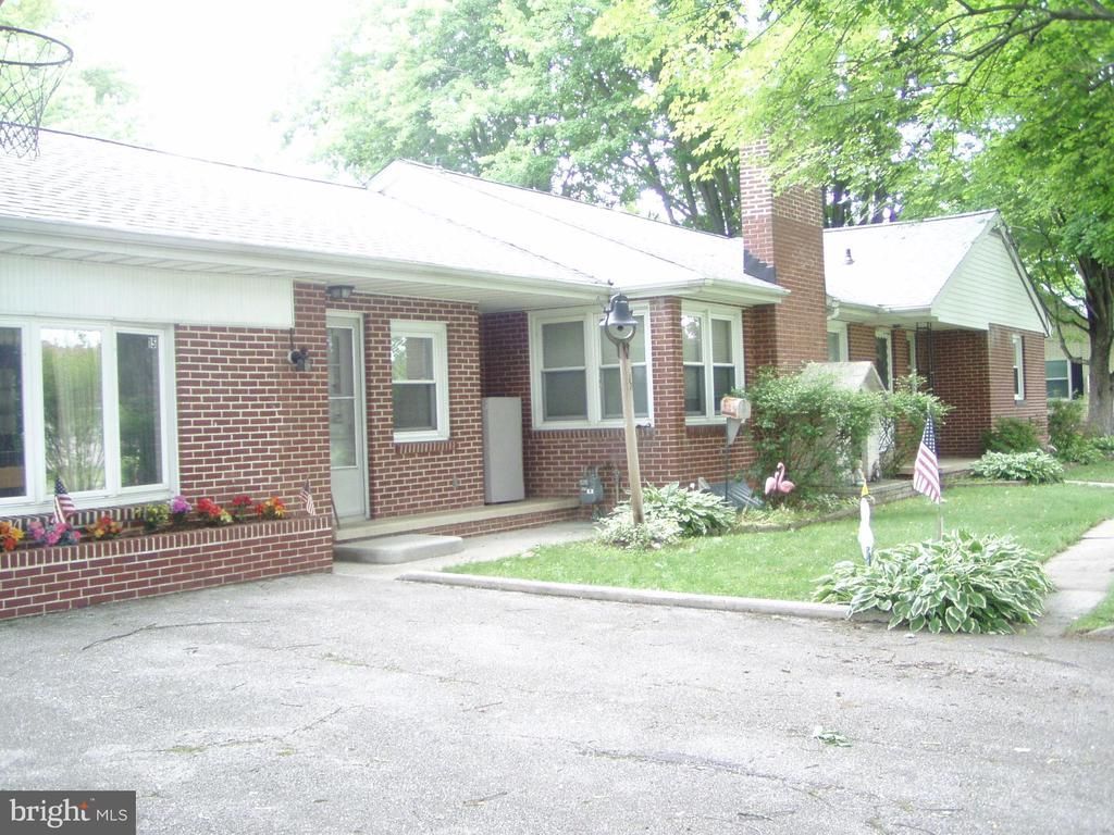 15 MEMORIES LANE , ABBOTTSTOWN, PA 17301