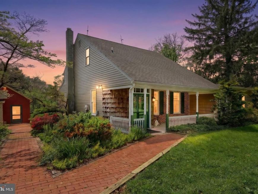 1974 Yingling Drive , Spring Grove, PA 17362 Main Photo
