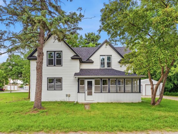 306 3rd Street S, Princeton, MN 55371