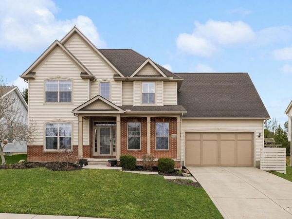 6113 El Camino Drive , Plain City, OH 43064