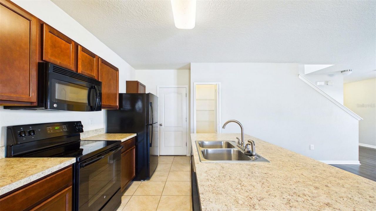 14517 Dunrobin Drive , Wimauma, FL 33598 Photo