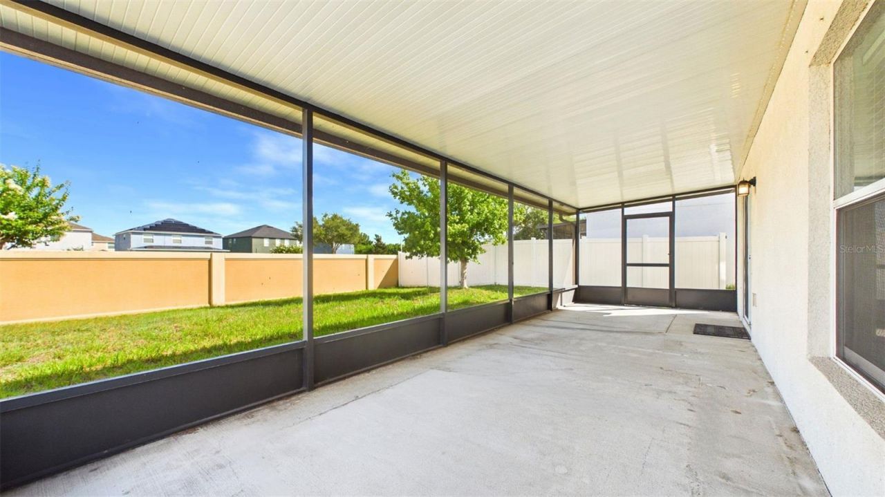 14517 Dunrobin Drive , Wimauma, FL 33598 Photo