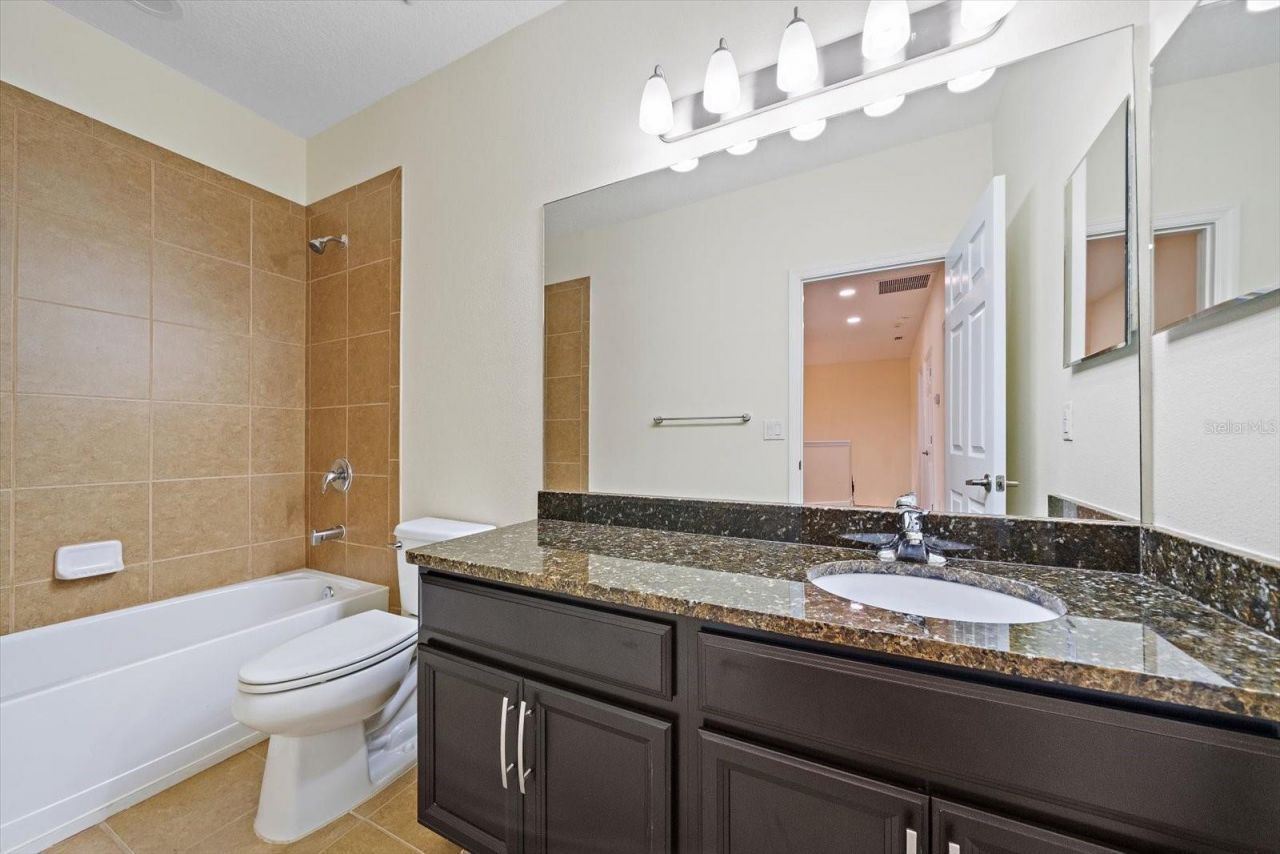8418 Nandina Drive, Sarasota, FL 34240 Photo