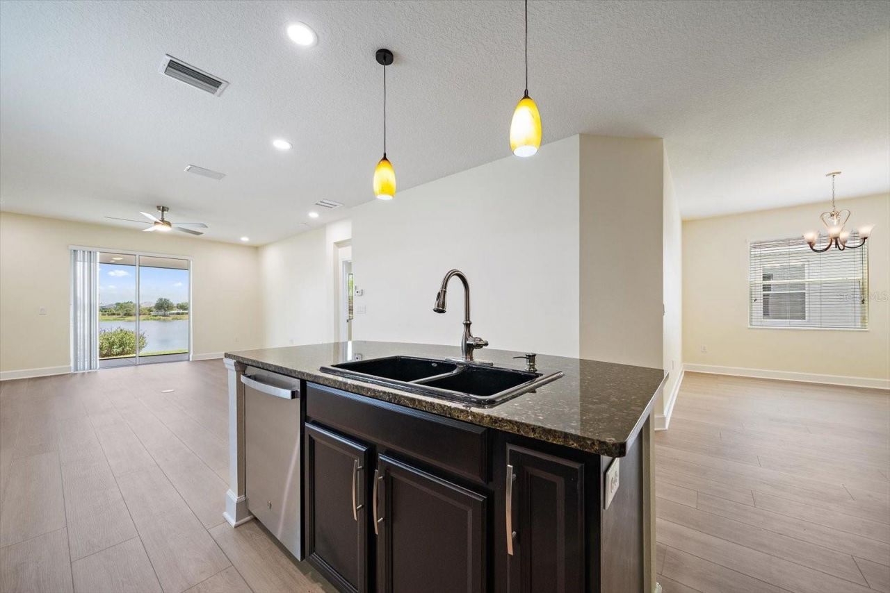 8418 Nandina Drive, Sarasota, FL 34240 Photo
