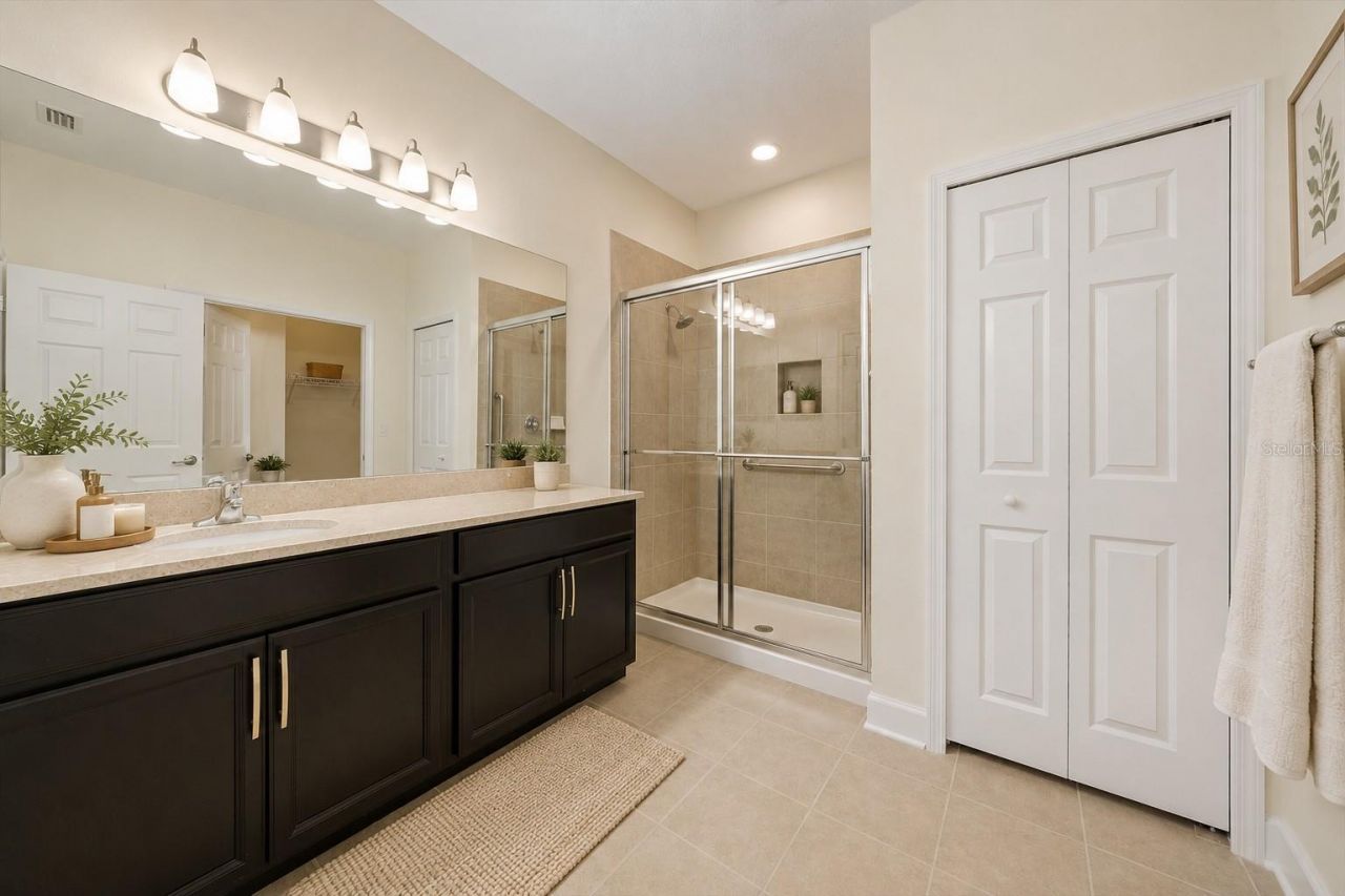 8418 Nandina Drive, Sarasota, FL 34240 Photo