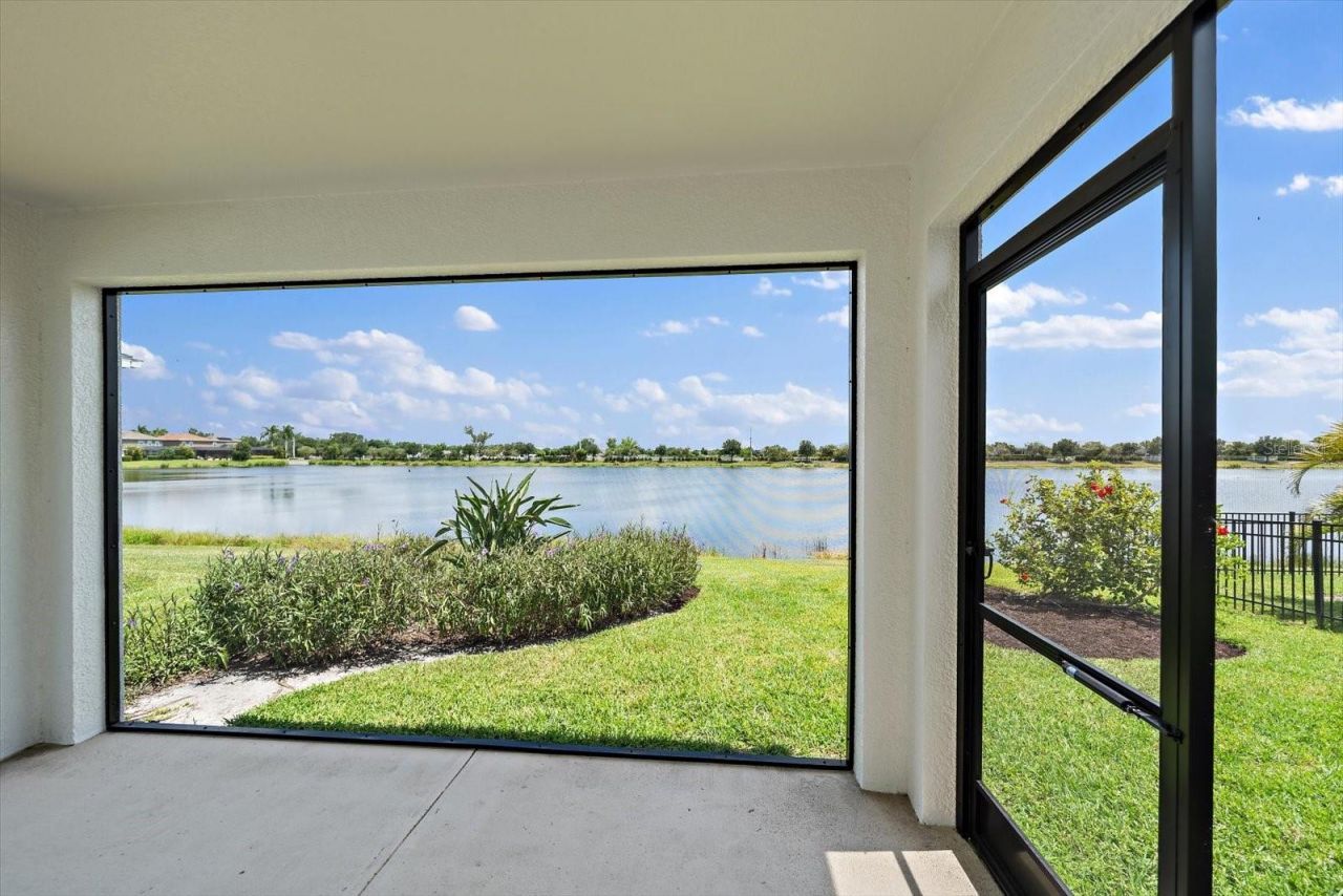 8418 Nandina Drive, Sarasota, FL 34240 Photo
