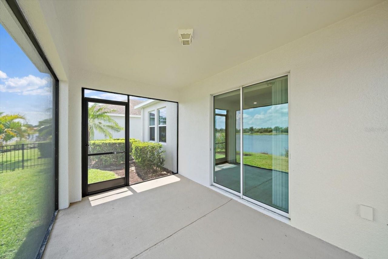 8418 Nandina Drive, Sarasota, FL 34240 Photo