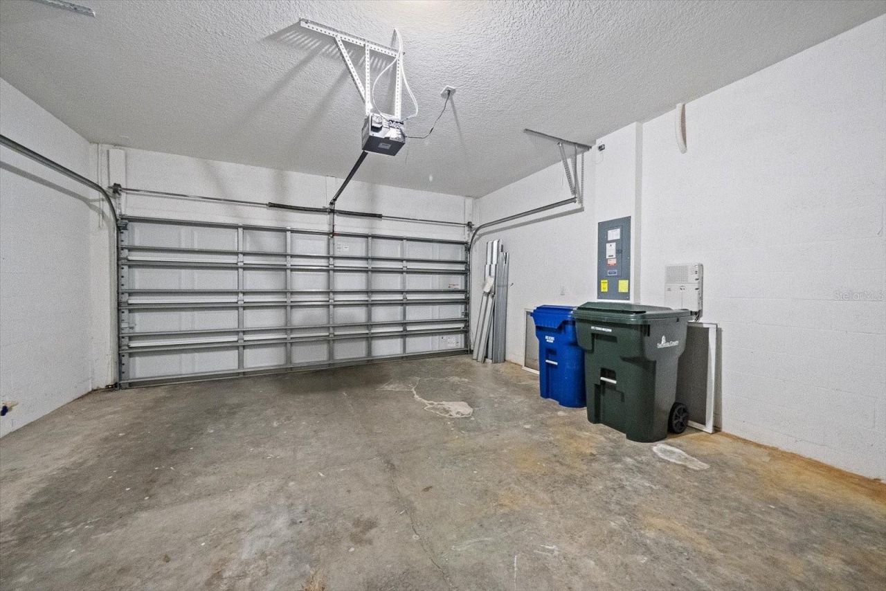 8418 Nandina Drive, Sarasota, FL 34240 Photo