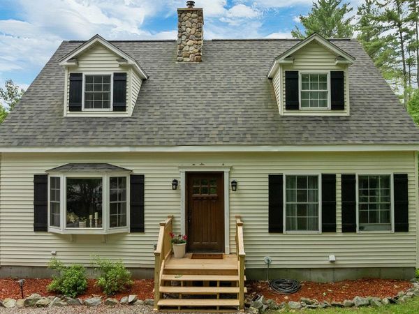 39 Beach Pond Road, Wolfeboro, NH 03894