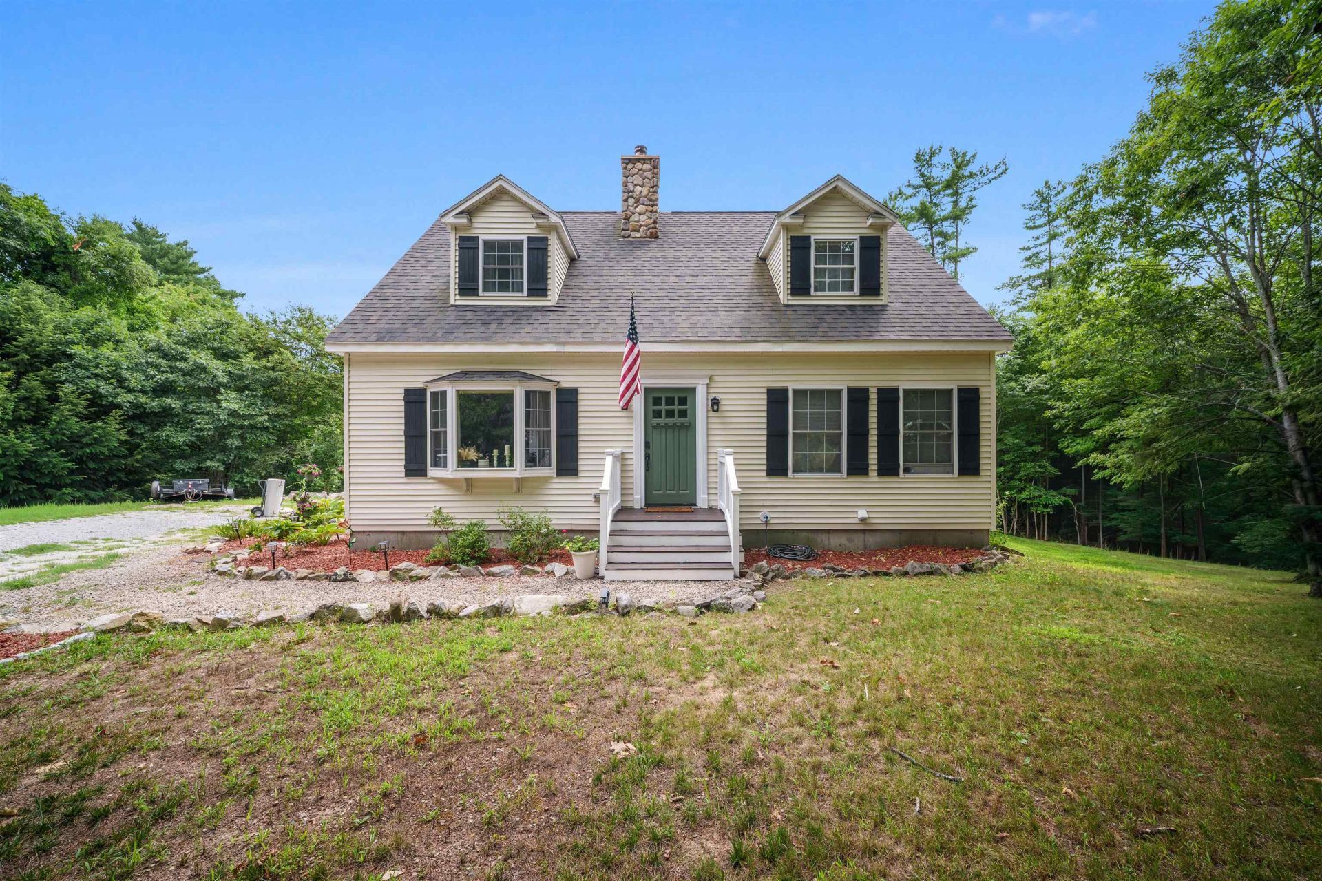 39 Beach Pond Road, Wolfeboro, NH 03894 Main Photo