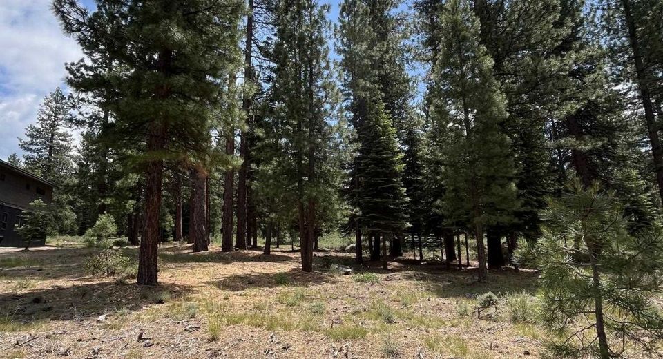 15411 Kent Drive, Truckee, CA 96161 Photo