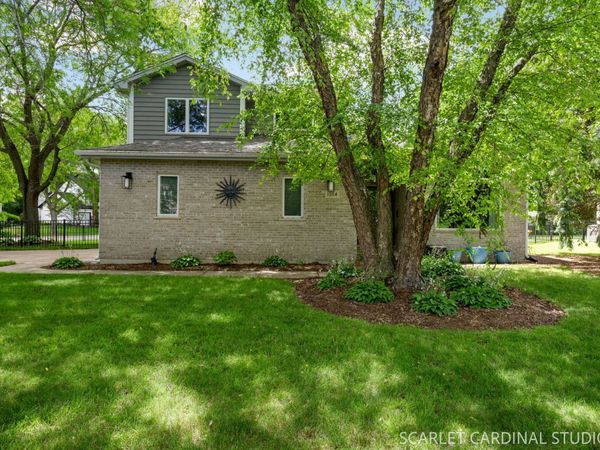 1304 Clark Street, North Aurora, IL 60542
