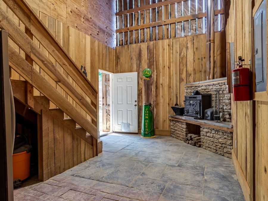Property Image 37
