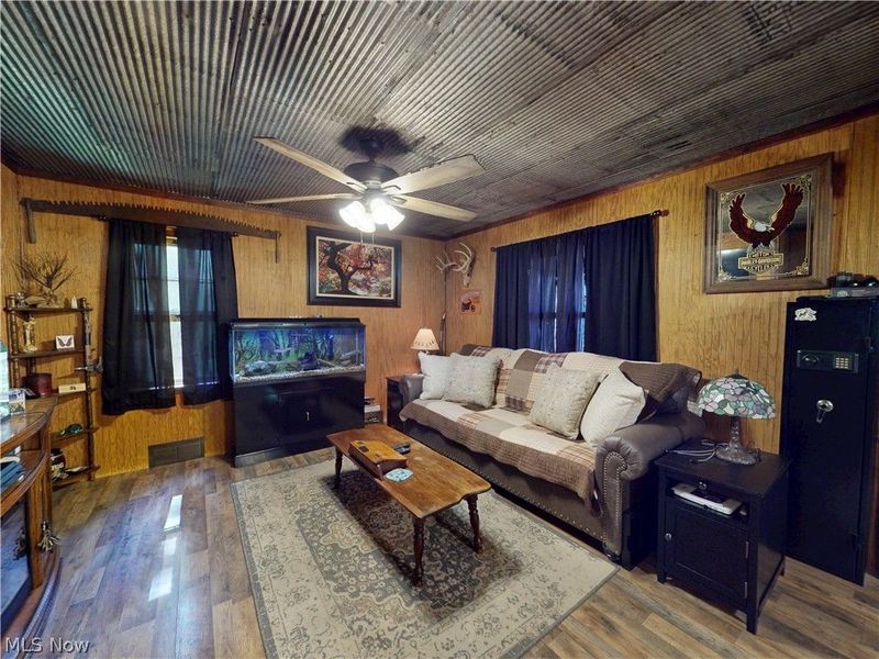 500 Pennock Street, Minerva, OH 44657 Photo 9