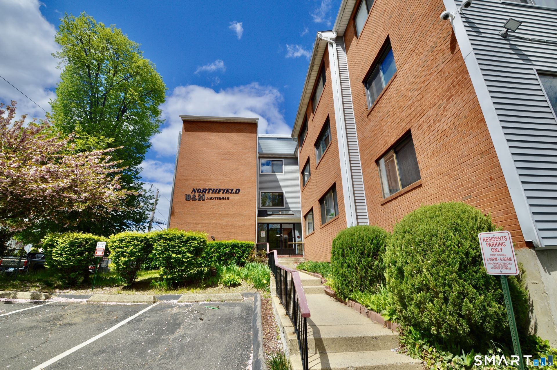 18 Amsterdam, Unit 3A, Bridgeport, CT 06606 Main Photo