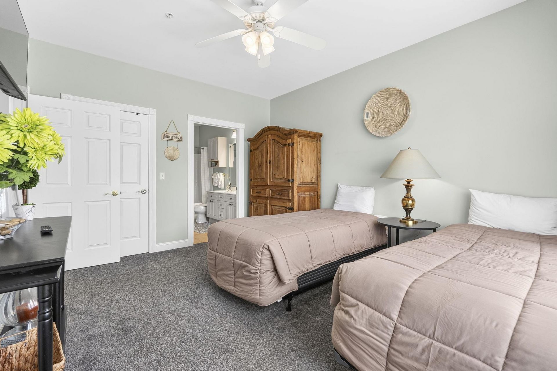 4890 Luster Leaf Circle  Photo 21