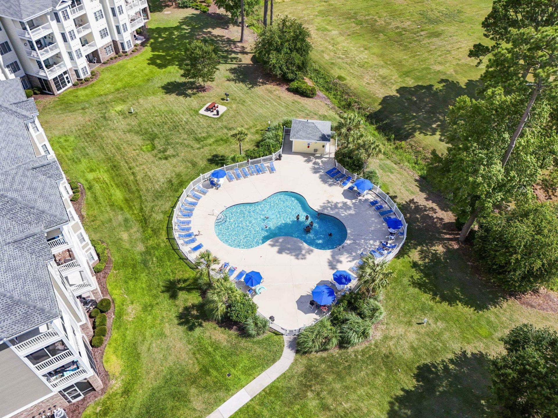 4890 Luster Leaf Circle  Photo 6