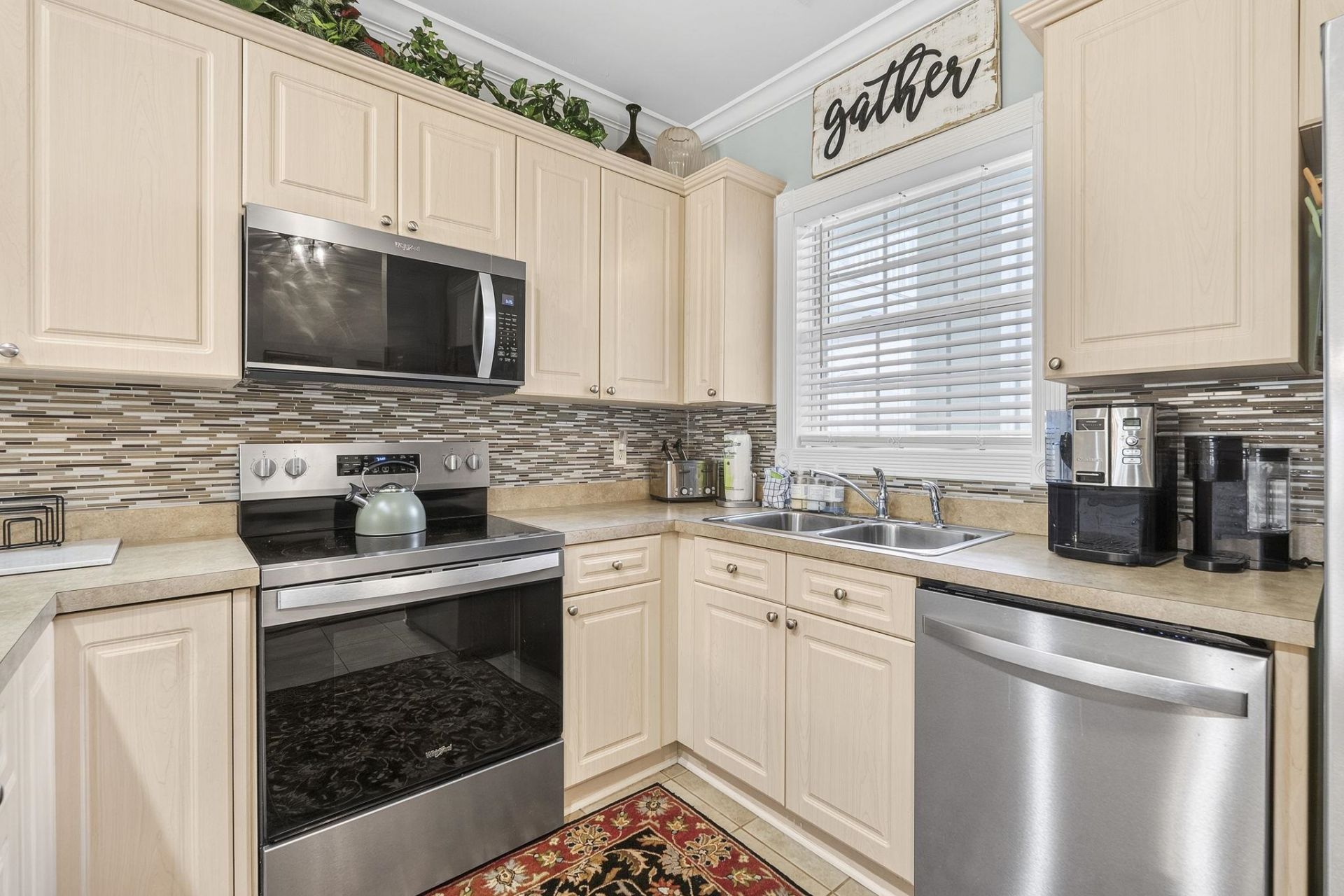 4890 Luster Leaf Circle  Photo 9