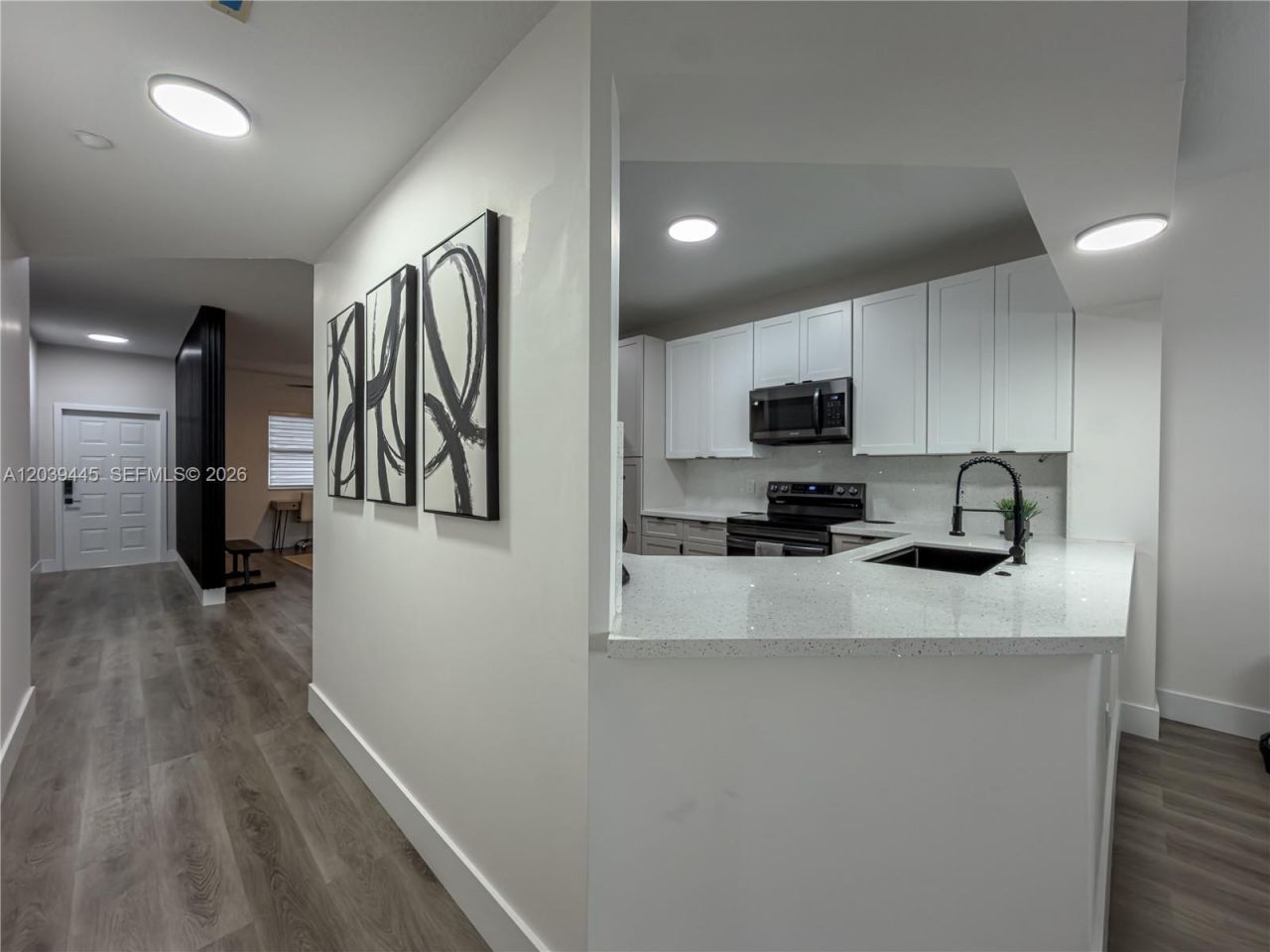10750 NW 66th St , Unit 504, Doral, FL 33178 Photo