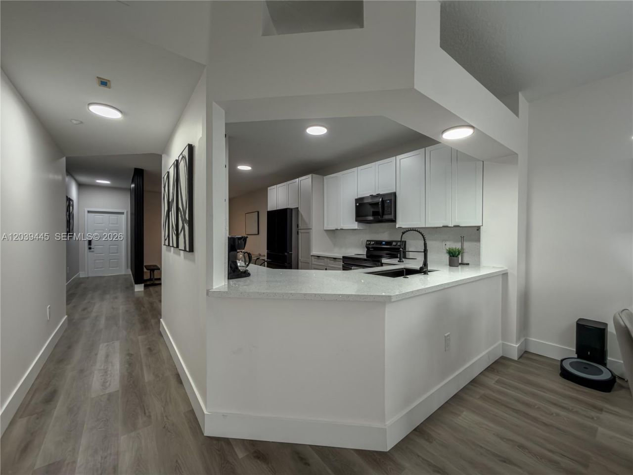 10750 NW 66th St , Unit 504, Doral, FL 33178 Photo