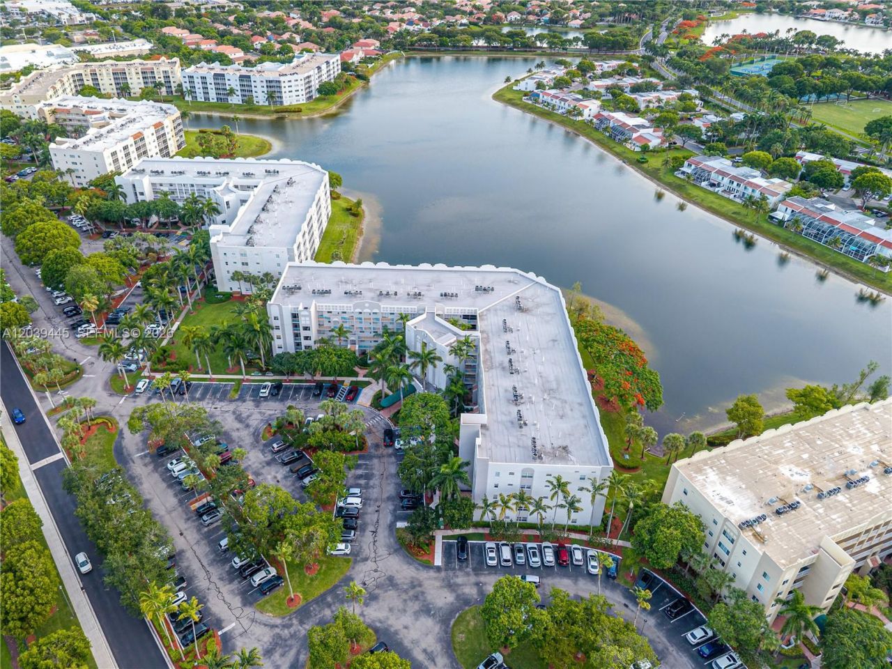 10750 NW 66th St , Unit 504, Doral, FL 33178 Photo