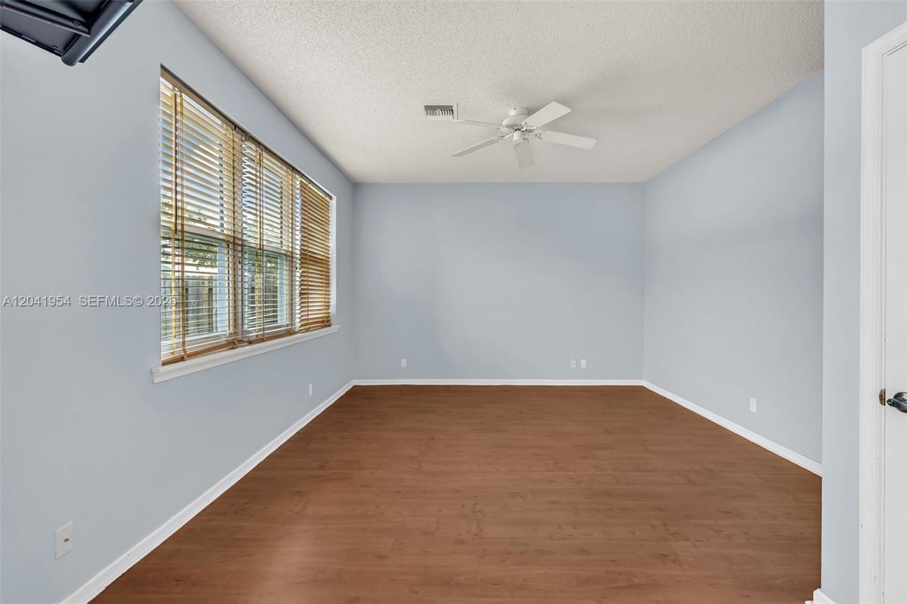 5823 Plum Harbor Cir , Tamarac, FL 33321 Photo
