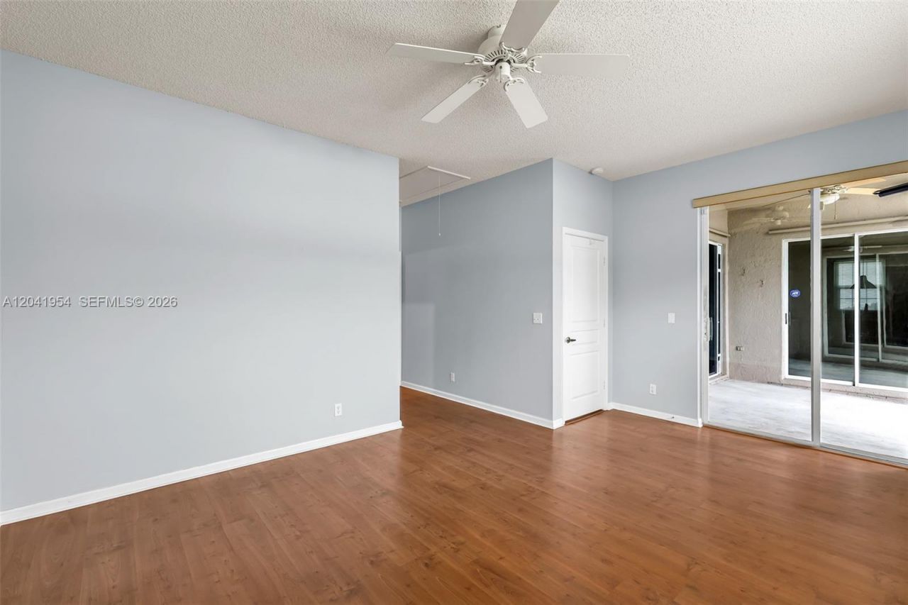 5823 Plum Harbor Cir , Tamarac, FL 33321 Photo