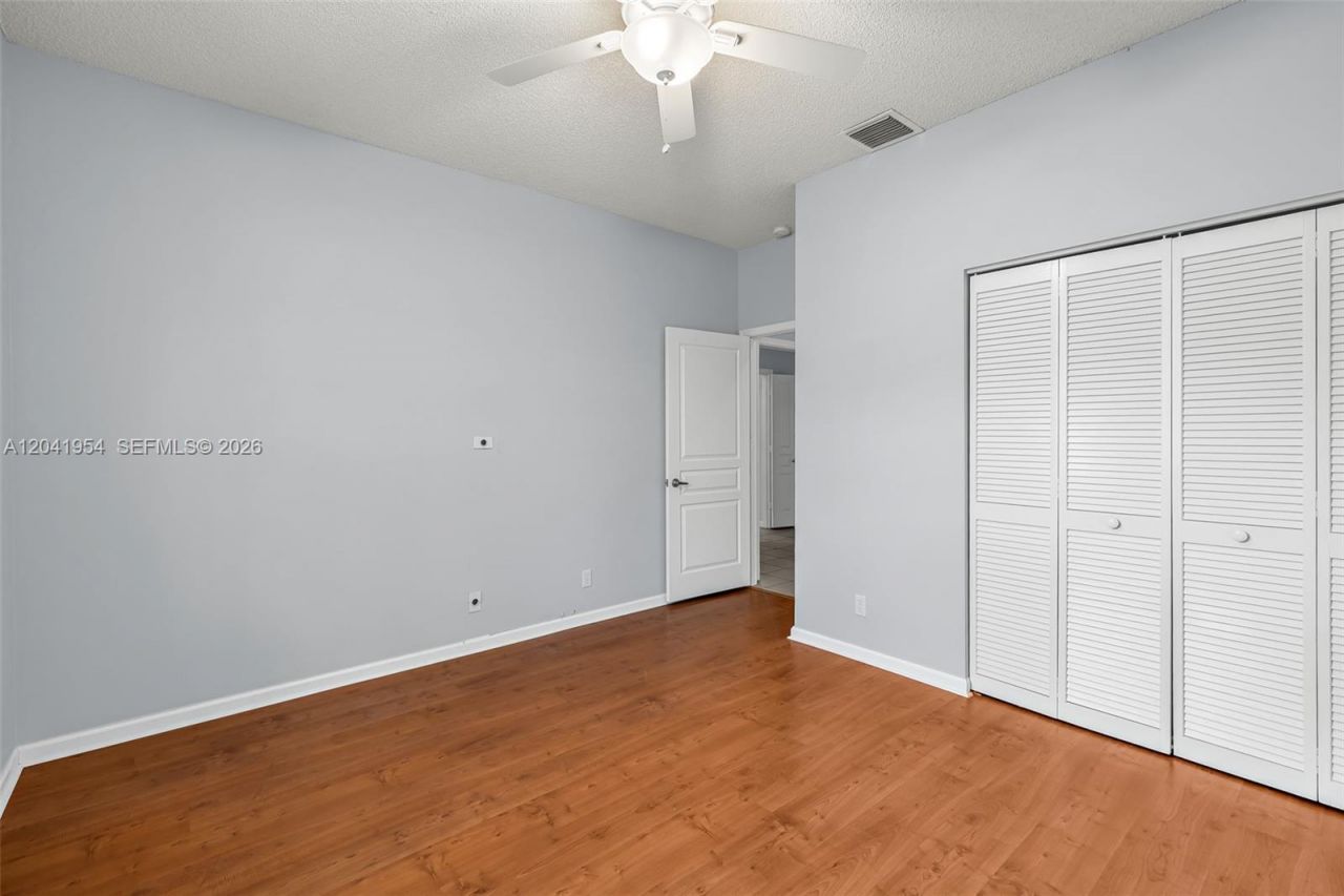 5823 Plum Harbor Cir , Tamarac, FL 33321 Photo