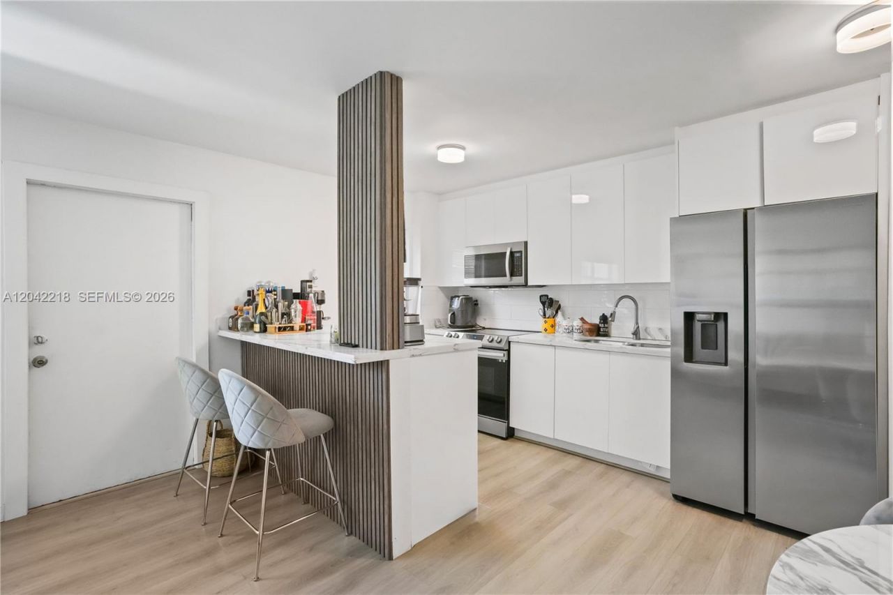 1614 West Ave , Unit 203, Miami Beach, FL 33139 Photo