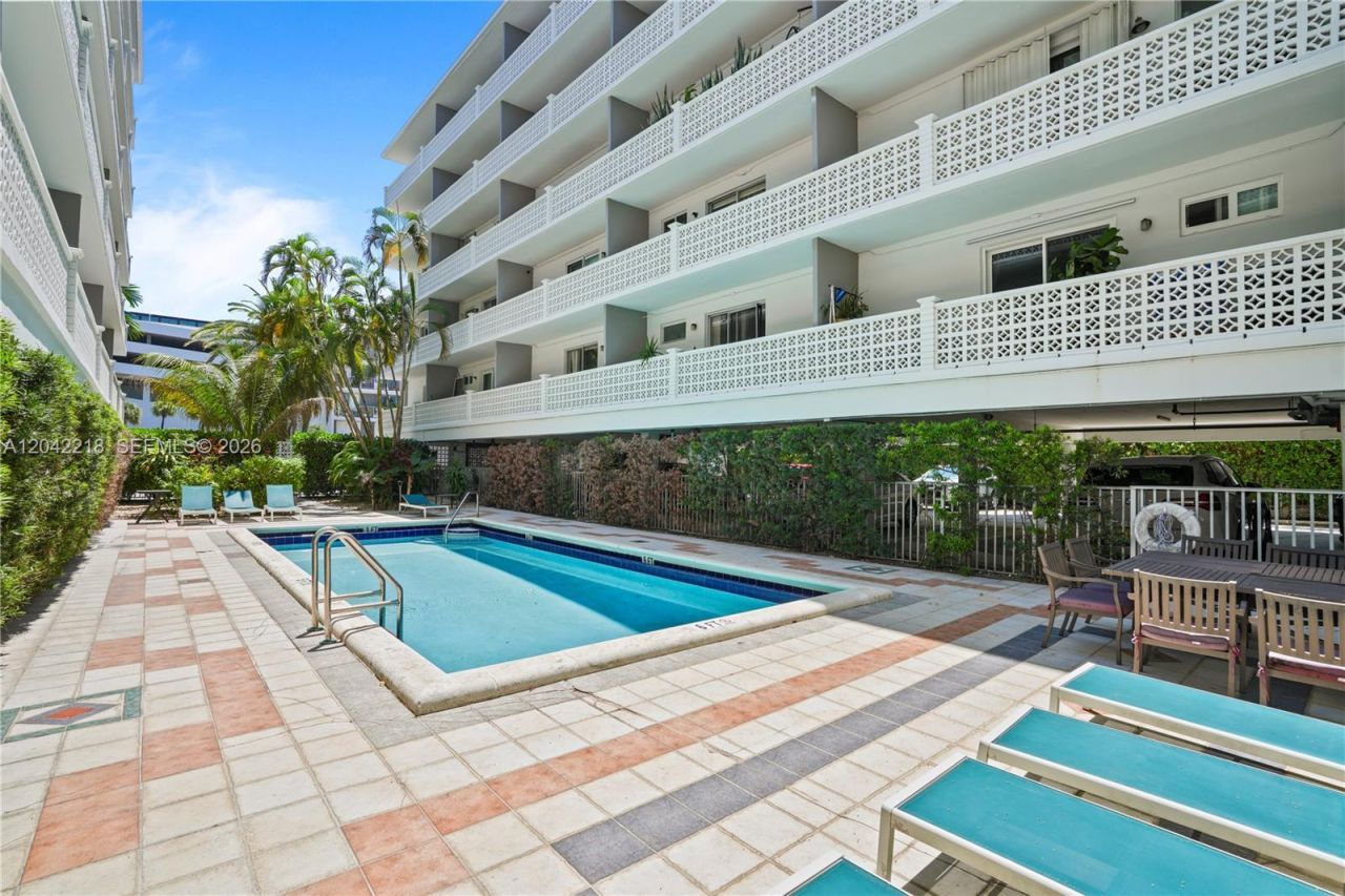 1614 West Ave , Unit 203, Miami Beach, FL 33139 Photo