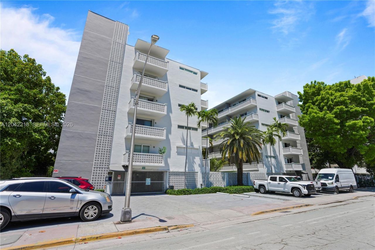 1614 West Ave , Unit 203, Miami Beach, FL 33139 Photo