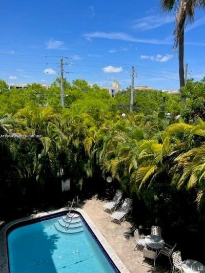 5839 SW 74th Ter , Unit 203, South Miami, FL 33143 Photo