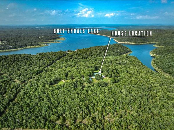 400 MC 2032 , Yellville, AR 72687