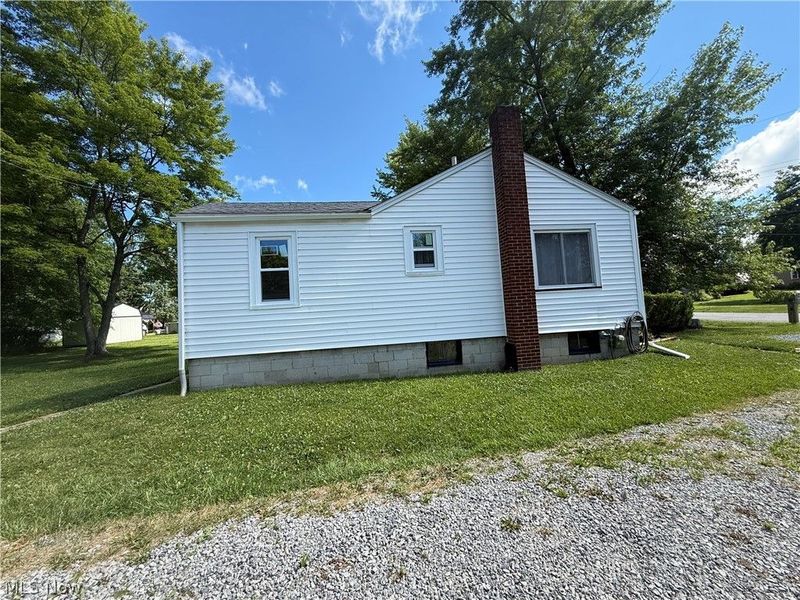 4563 Nutwood Avenue NW, Champion, OH 44483 Photo 28