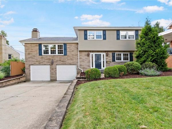 2429 Pin Oak Pl, Pittsburgh, PA 15220