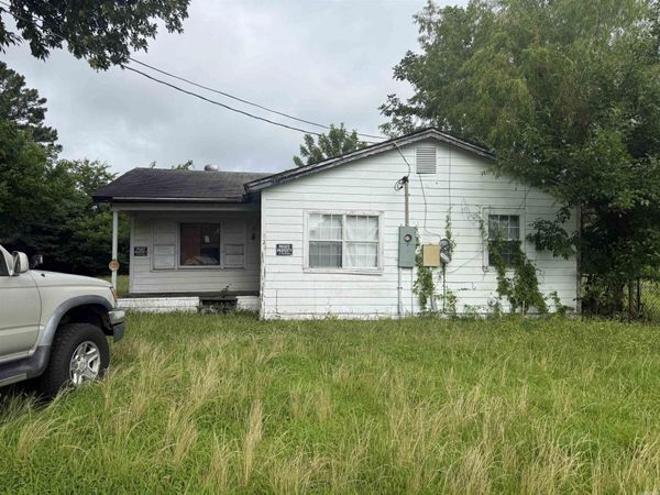 821 N E Street , North Little Rock, AR 72114