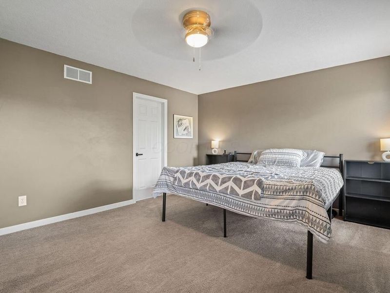 7987 Marble Park Avenue, Reynoldsburg, OH 43068 Photo 18