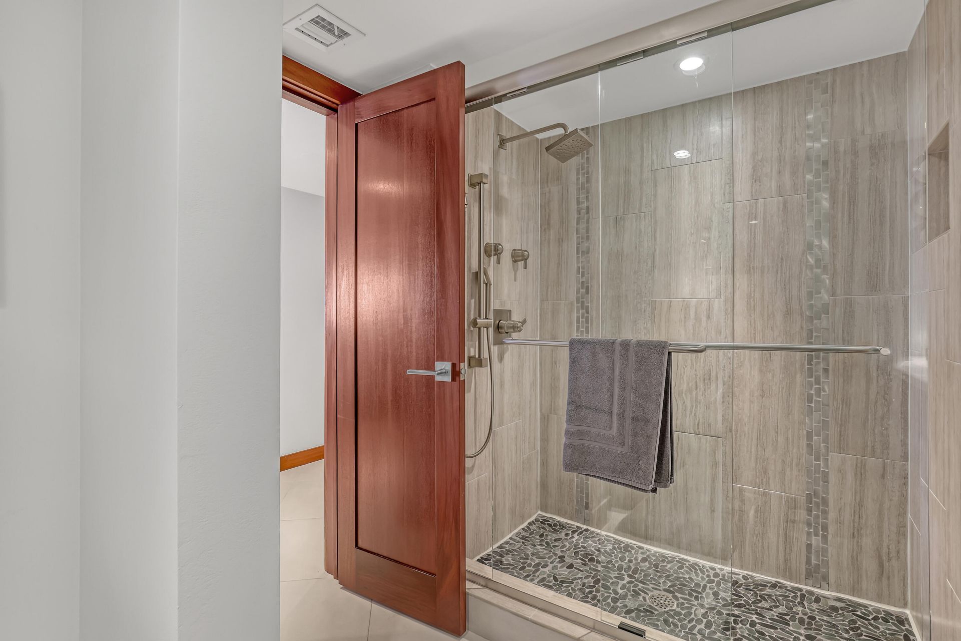 5200 N Ocean Drive, Unit 1902, Riviera Beach, FL 33404 Photo